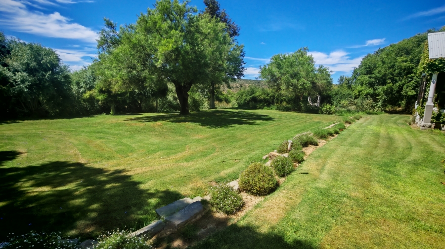 6 Bedroom Property for Sale in Pearston Eastern Cape